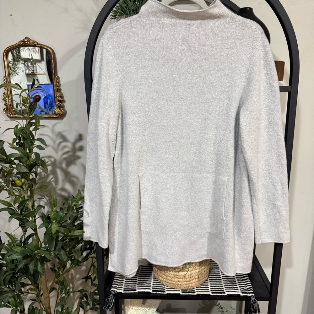 Habitat Women's Turtleneck Sweater size medium - Picture 2 of 7